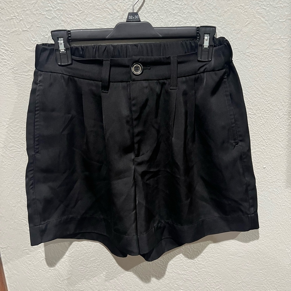 Black High-Waist Pleated Dress Shorts Dictionary Size Small 4-6 EUC